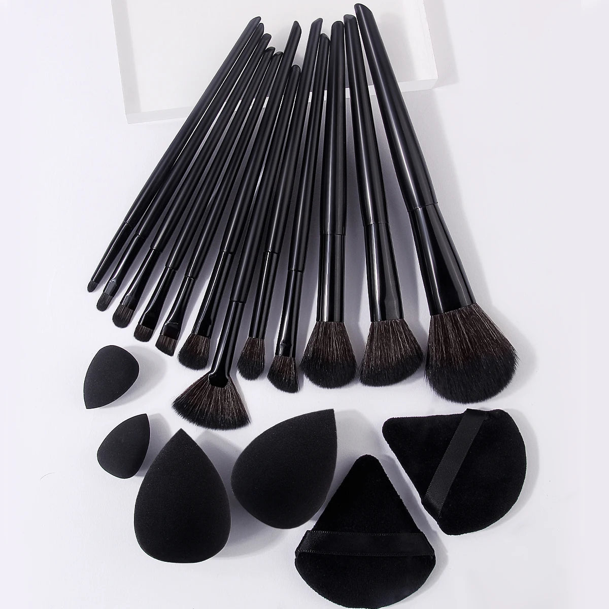Professional Makeup Brush & Sponge Set – 6/12/18 Pcs Makeup Brush Set Nixie 18pcs