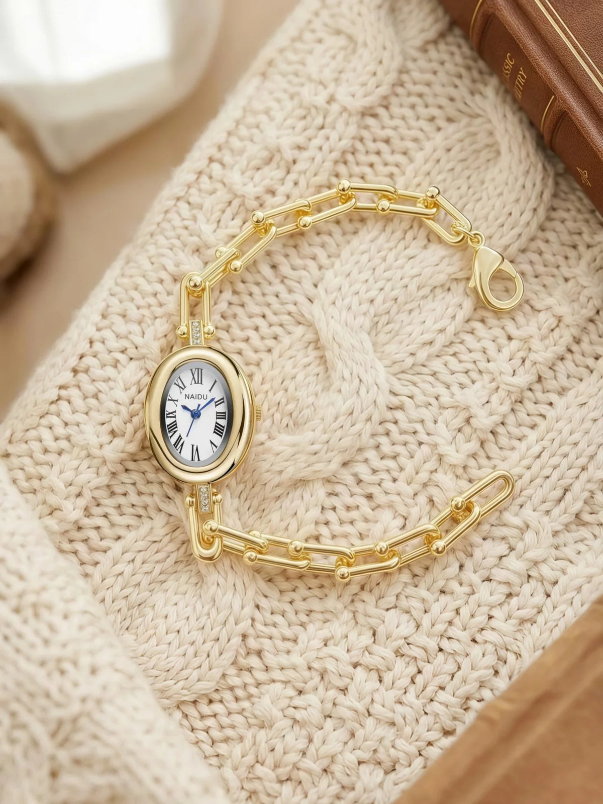 Luxury Roman Numeral Bracelet Quartz Watch | Alloy Band