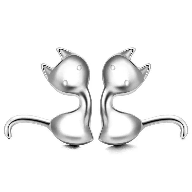 Kitten Stud Earrings – Vintage Glass Cat Design, Silver Plated Stud Earrings Nixie antique silver