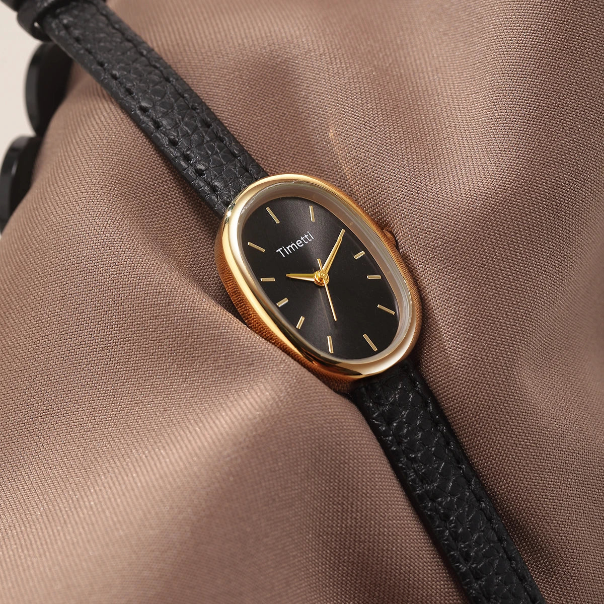 REBIRTH Retro Oval Leather Women's Watch – Quartz Elegant