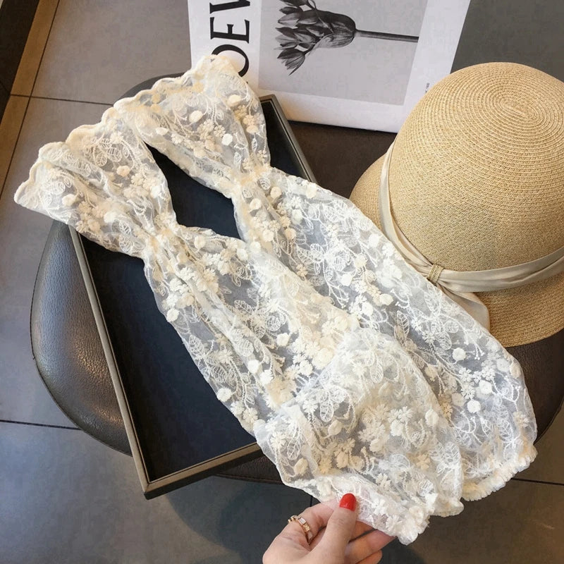 Women's UPF 50+ Lace Hollow Arm Sleeves – Sun Protection Gloves UV Arm Sleeves Nixie WHITE