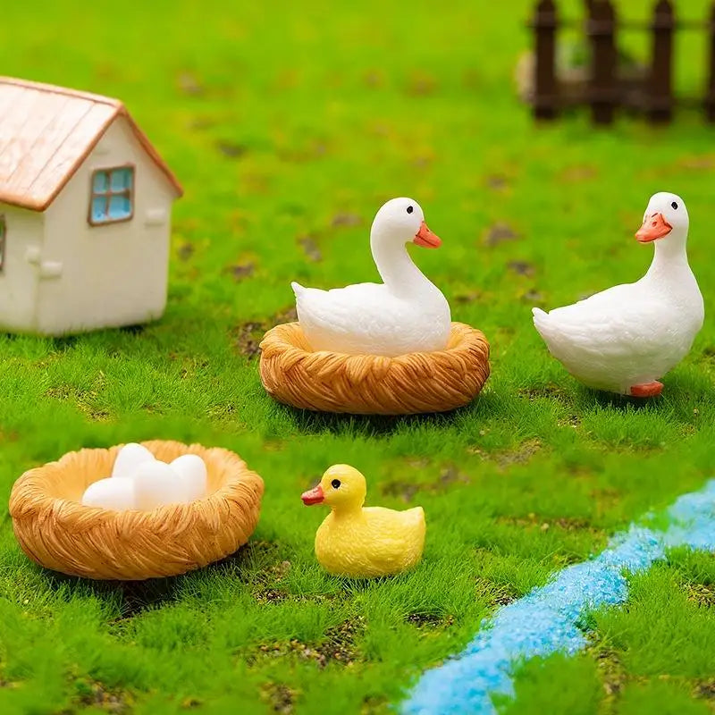 5Pcs Mini Duck Figurines Fairy Garden Micro Landscape Decor Mini Garden Figurines Nixie