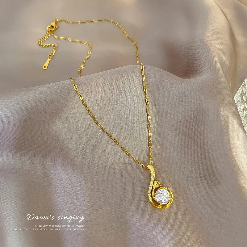 Lark Pendant Clavicle Necklace | Gold Stainless Steel Women Pendant Necklace Nixie