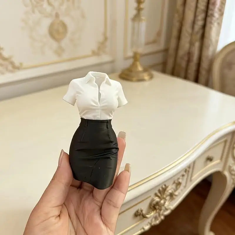 3D Printed Office Lady Half-Body Statue Desktop Ornament Desktop Figurine Nixie