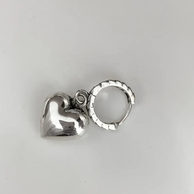 Antique Silver Bear Asymmetric Stud Earrings | Vintage Unisex Stud Earrings Nixie