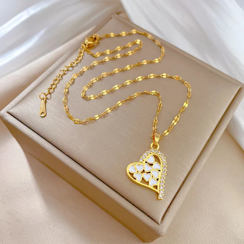 Women's Gold Heart Pendant Necklace – Stainless Steel Choker Pendant Necklace Nixie