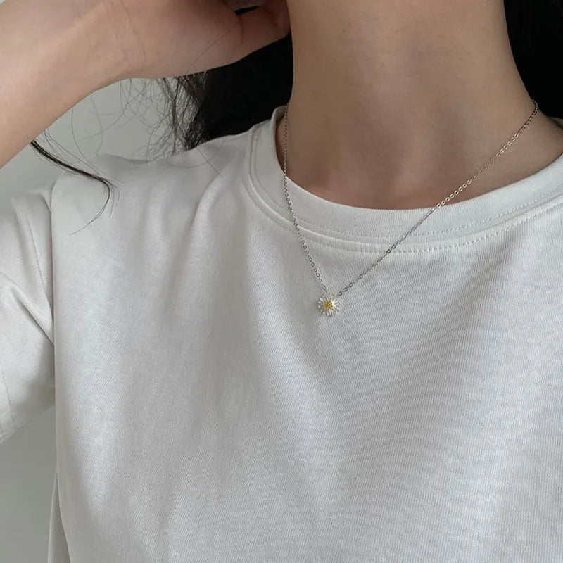 Sunflower Pendant Necklace Silver Choker for Women | Nixie Pendant Necklace Nixie