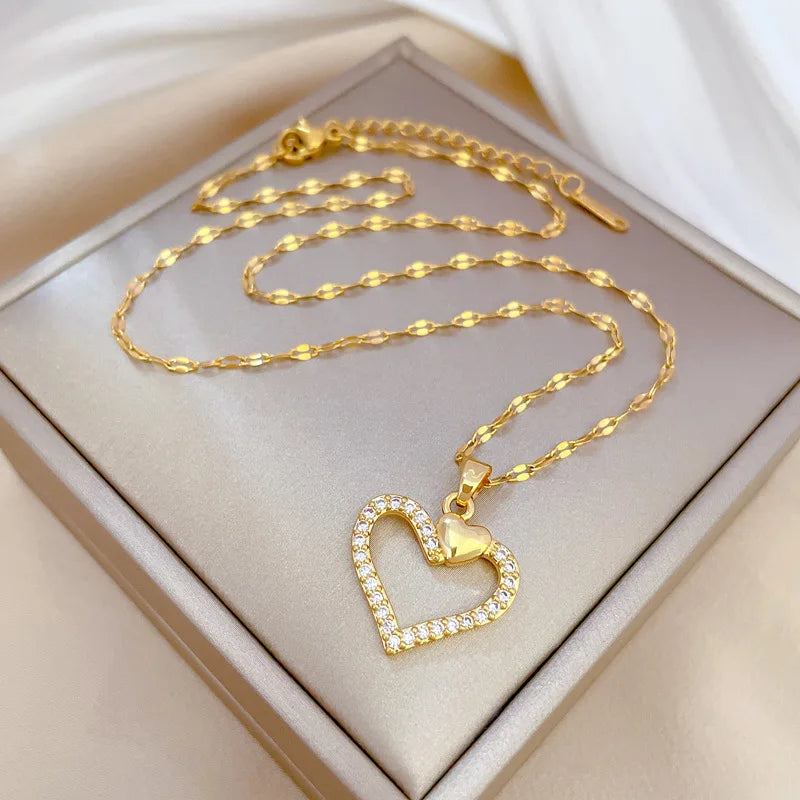 Heart Pendant Choker Necklace – Gold Stainless Steel Women's Pendant Necklace Nixie
