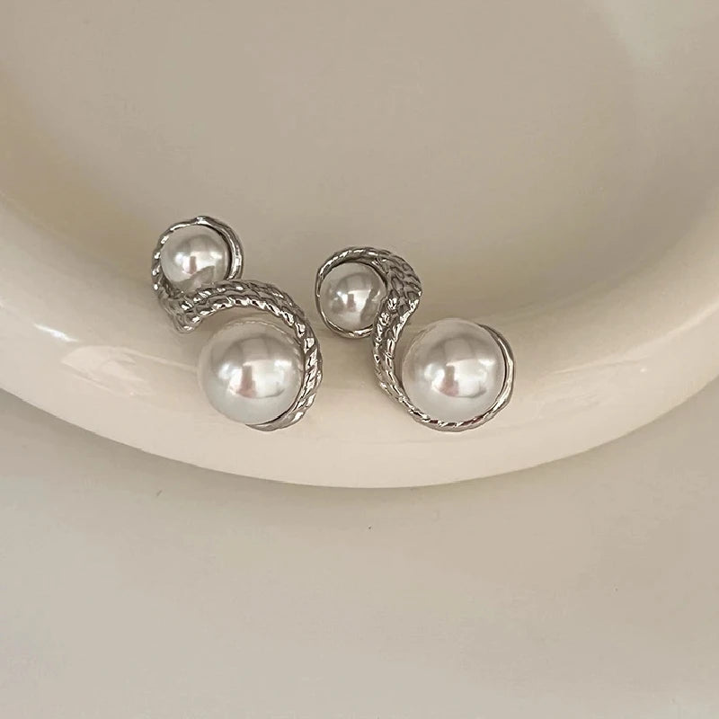 Bohemian Retro Pearl Stud Earrings for Women | Zinc Alloy Fashion Stud Earrings Nixie