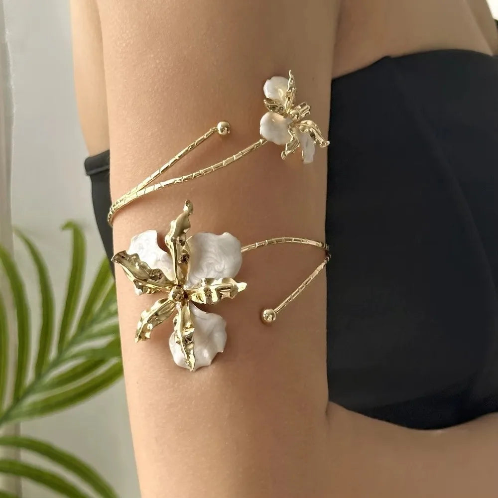 Boho Flower Upper Arm Cuff Bracelet – Adjustable Gold Armlet Arm Cuff Bracelet Nixie