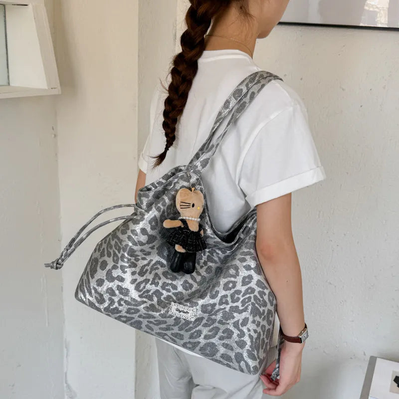 Korean Vintage Leopard Print Tote Bag – Large Women's Shoulder Bag Leopard Print Tote Bag Nixie