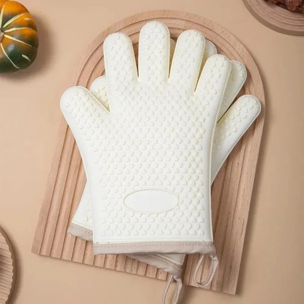 Silicone Oven Gloves | Heat Resistant BBQ & Baking Mitts Silicone Oven Gloves Nixie