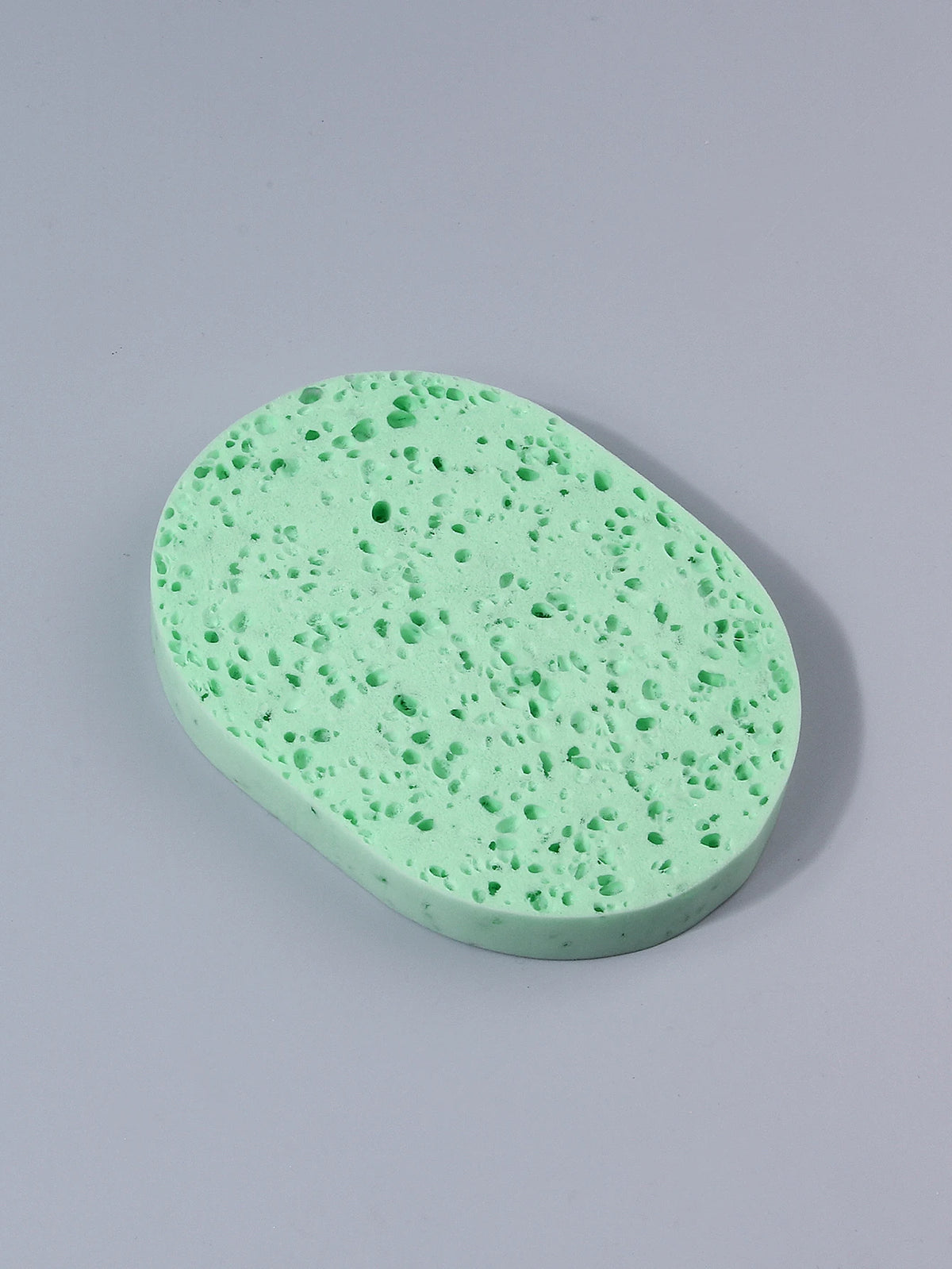 Soft Oval Facial Cleansing Sponge & Makeup Remover Puff