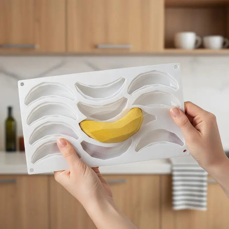Banana Silicone Baking Mold 6/12 Cavity – Non-Stick Dessert Silicone Baking Mold Nixie