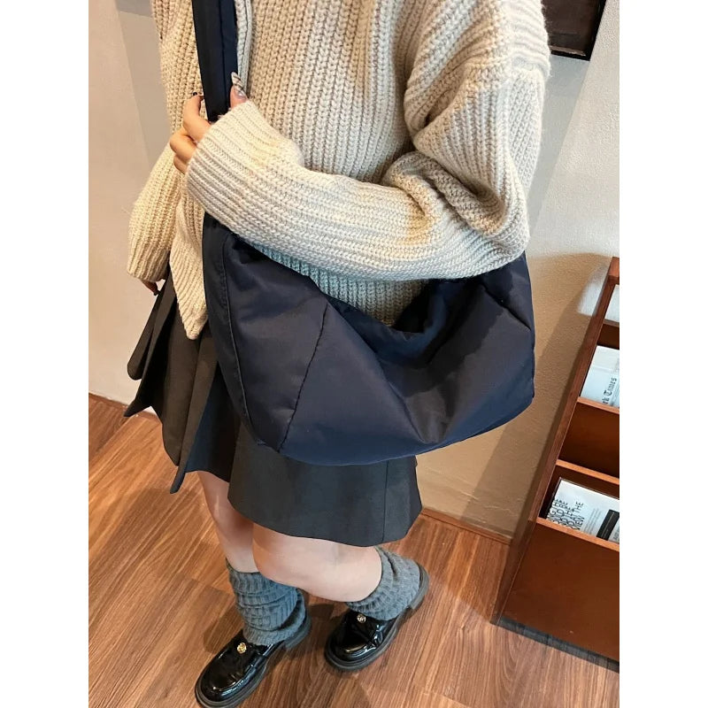 Women's Large-Capacity Flannel Crossbody Dumpling Bag Crossbody Shoulder Bag Nixie