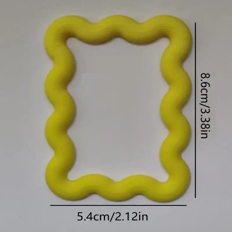 Magnetic Fridge Photo Frame Alloy Wavy Edge – 3-Inch Photos