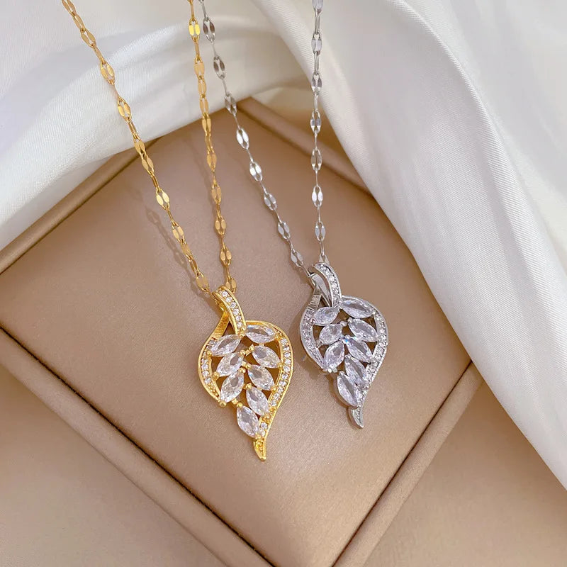 Leaf Copper Pendant Necklace – Stainless Steel Choker for Women Pendant Necklace Nixie