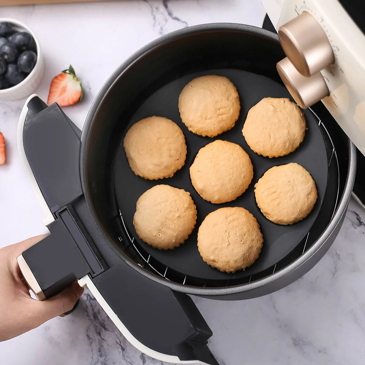 7-Hole Silicone Baking Mold – Air Fryer & Microwave Safe Silicone Baking Mold Nixie