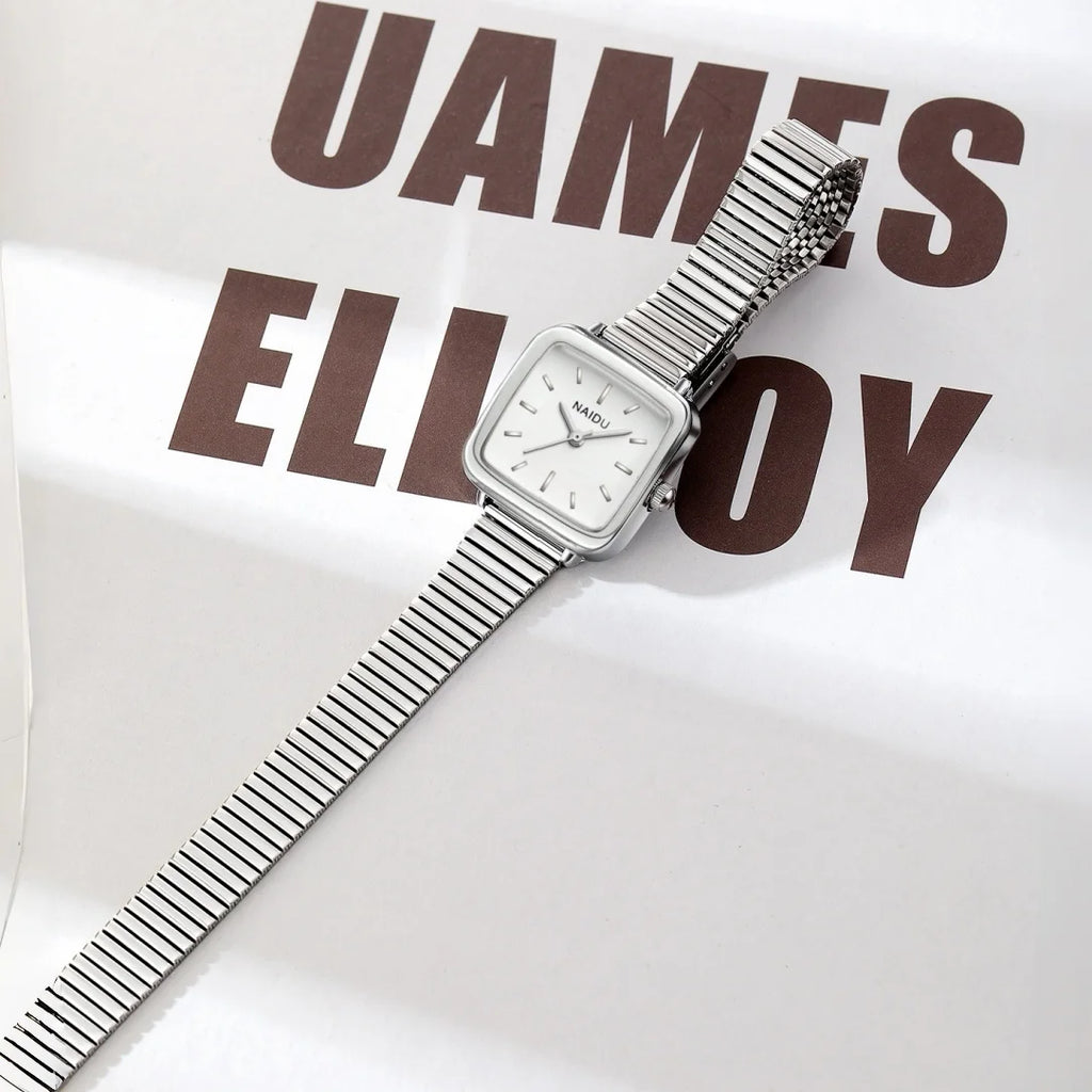 Women's Vintage Quartz Watch – Minimalist Numberless Dial Women's Quartz Watch Nixie