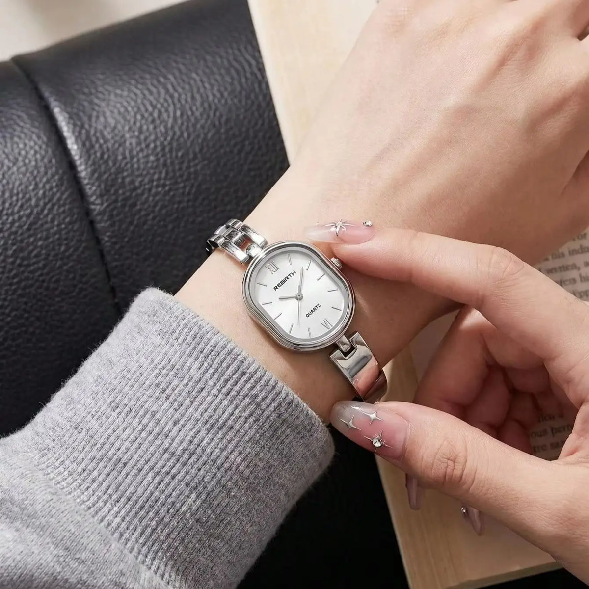 REBIRTH Women's Minimalist Quartz Watch – Casual Daily Wear Women's Quartz Watch Nixie
