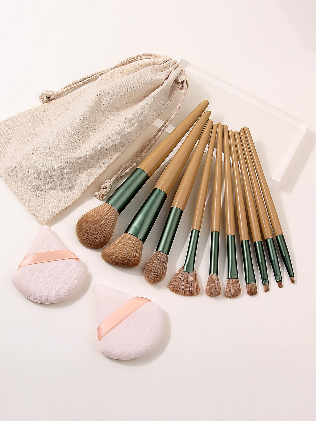 13-Piece Makeup Brush Set with Storage Bag & Powder Puffs Makeup Brush Set Nixie