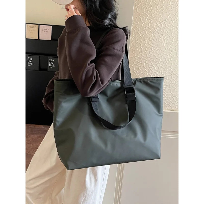 Nixie Minimalist Women's Waterproof Nylon Tote Bag | Large