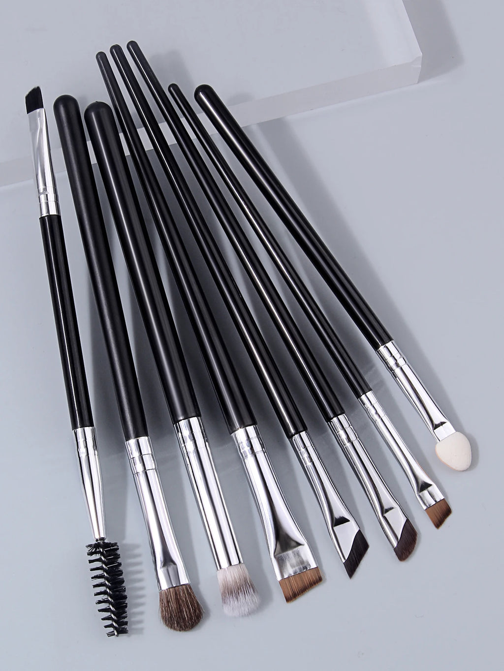 8-Piece Eye Makeup Brush Set – Double-Ended & Angled Eye Makeup Brushes Nixie