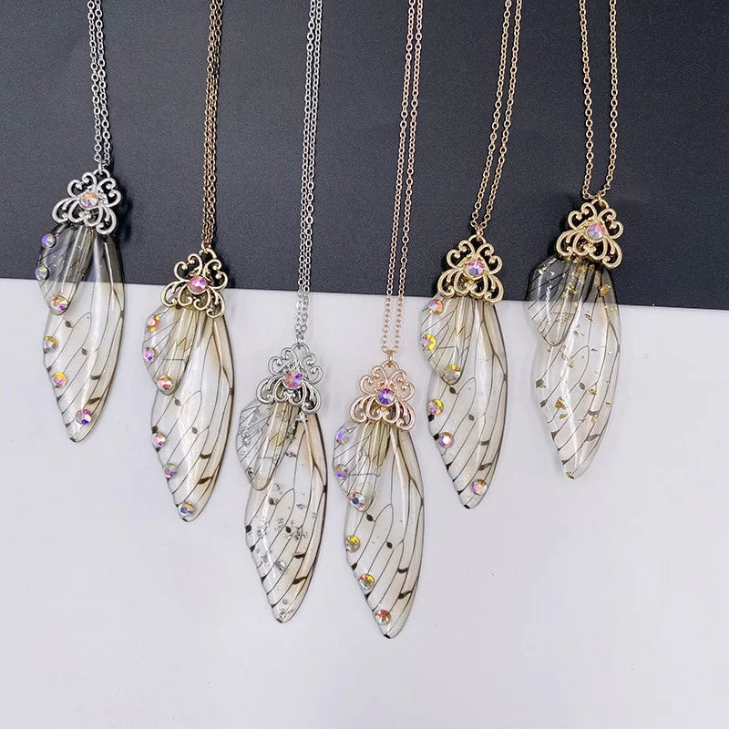 Butterfly Choker Necklace – Vintage Resin & Glass Pendant for Women Pendant Choker Necklace Nixie
