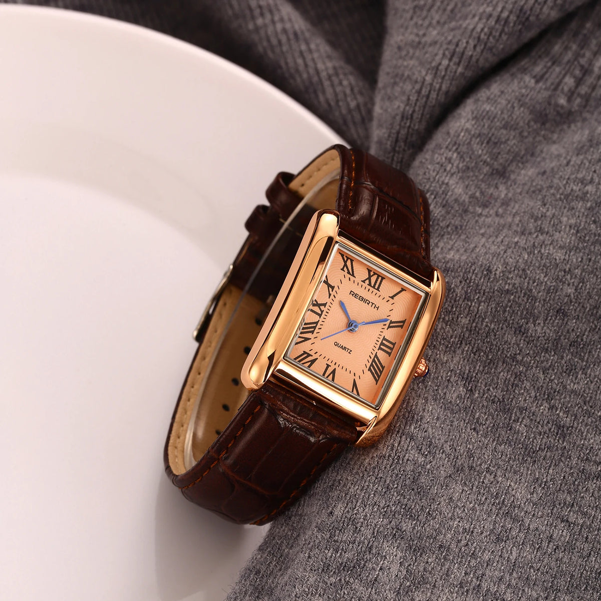 REBIRTH Retro Square Roman Numeral Quartz Wristwatch Quartz Wristwatch Nixie