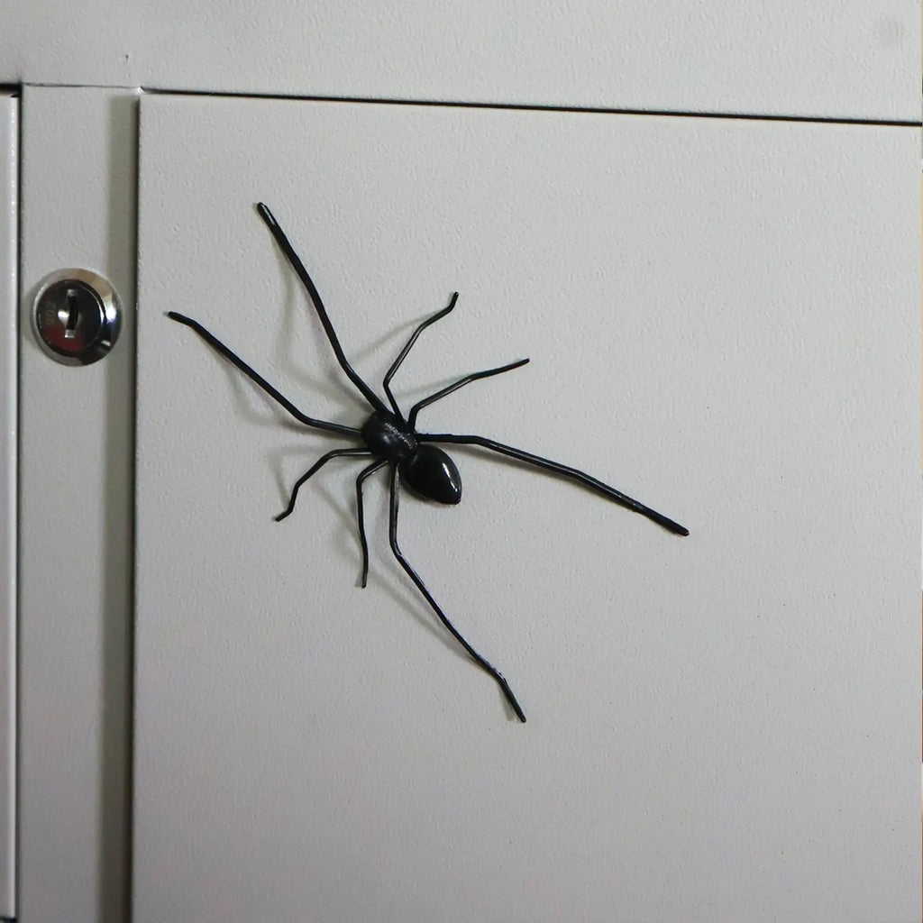 Realistic Spider Fridge Magnet – Prank & Halloween Décor Novelty Fridge Magnet Nixie