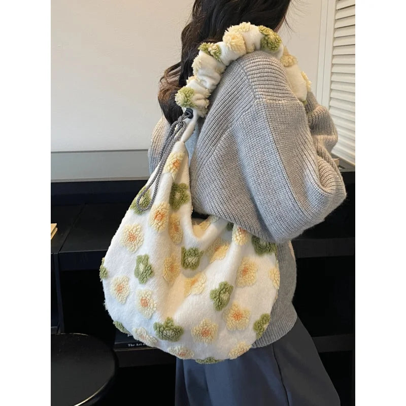 Floral Plush Dumpling Crossbody Bag – Large Capacity Women Crossbody Bag Nixie