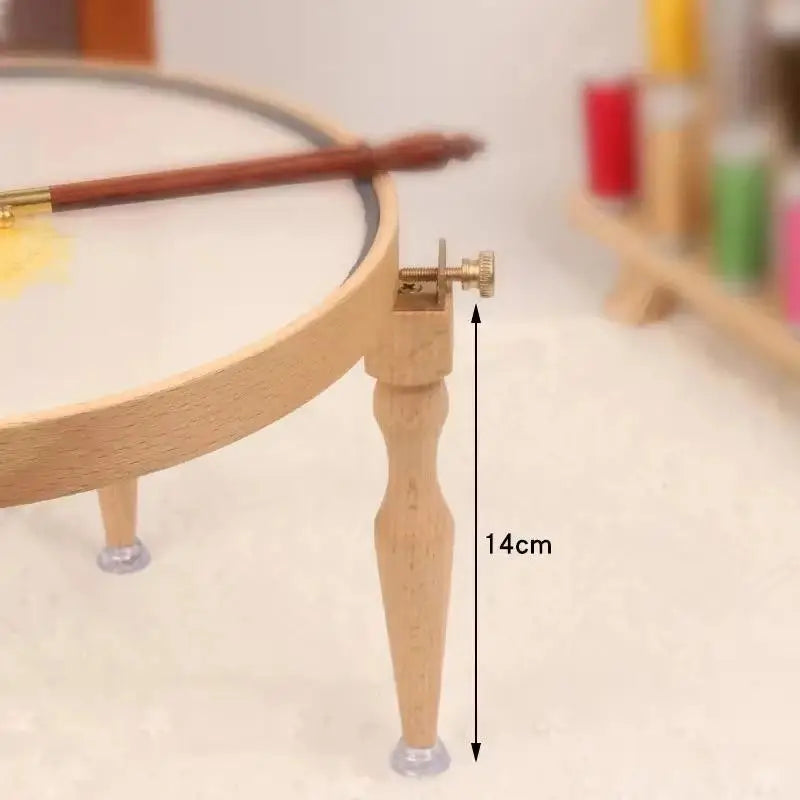 Wooden Embroidery Hoop Stand – Adjustable Portable Frame 1/3/4 Pcs