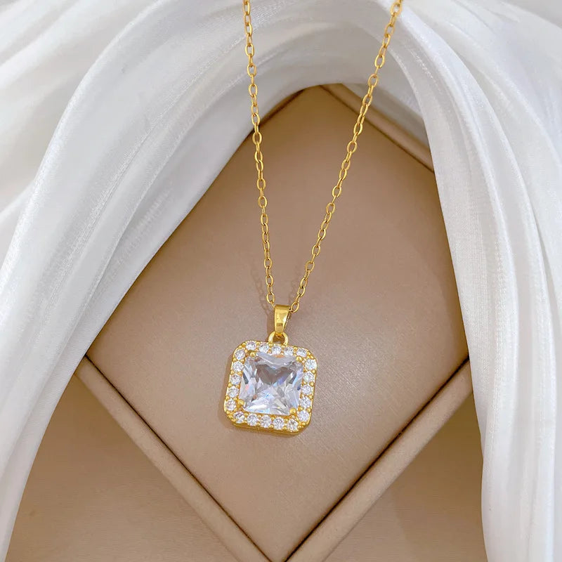 Geometric Square Pendant Necklace | Gold Clavicle Chain – Nixie Pendant Necklace Nixie