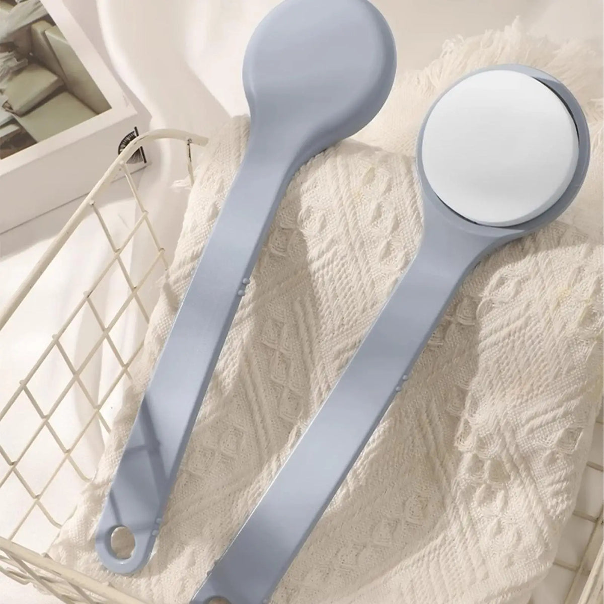 Back Lotion Applicator – Anti-Slip Grip & Extended Handle