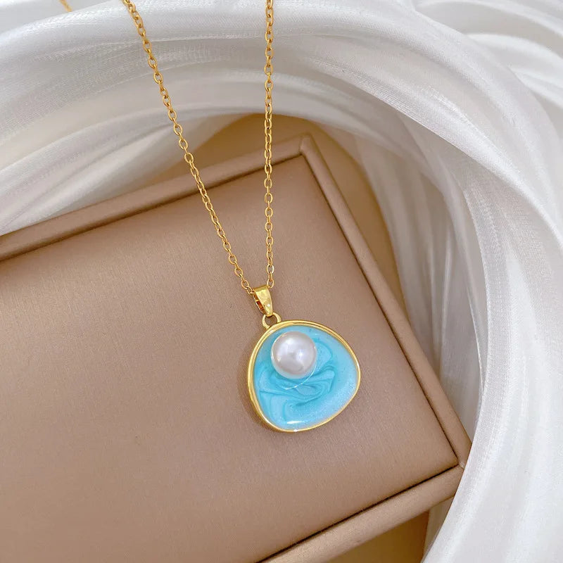 Imitation Pearl Blue Pendant Necklace – Gold-Plated Steel Pendant Necklace Nixie