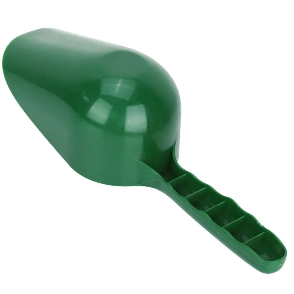 Gutter Getter Scoop – Large Capacity Leaf Removal Tool