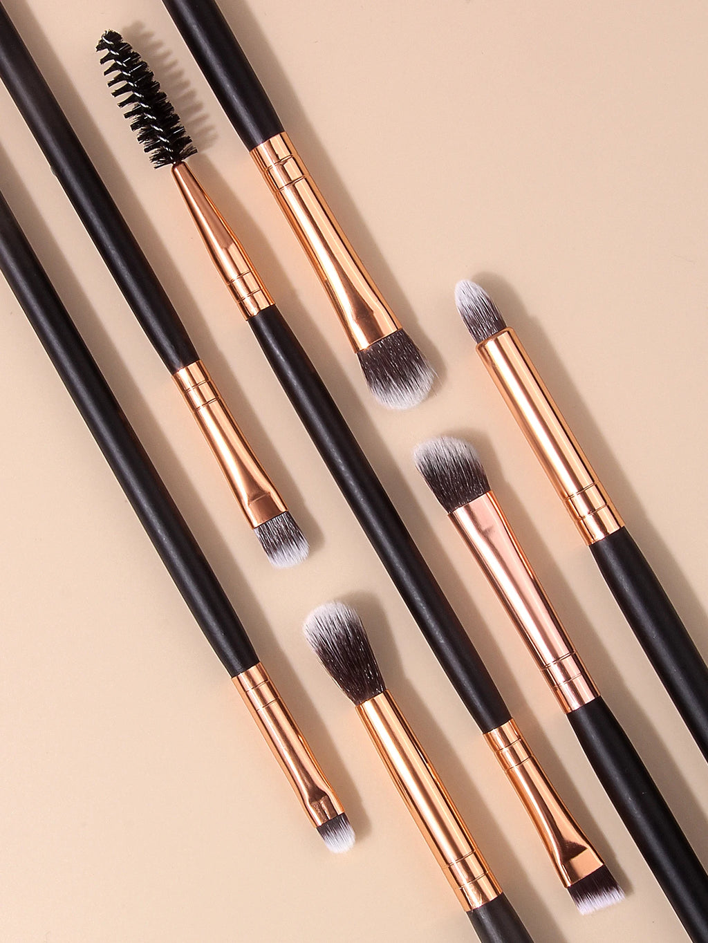 8-Piece Eye Makeup Brush Set with Triangle Powder Puff Eye Makeup Brush Set Nixie