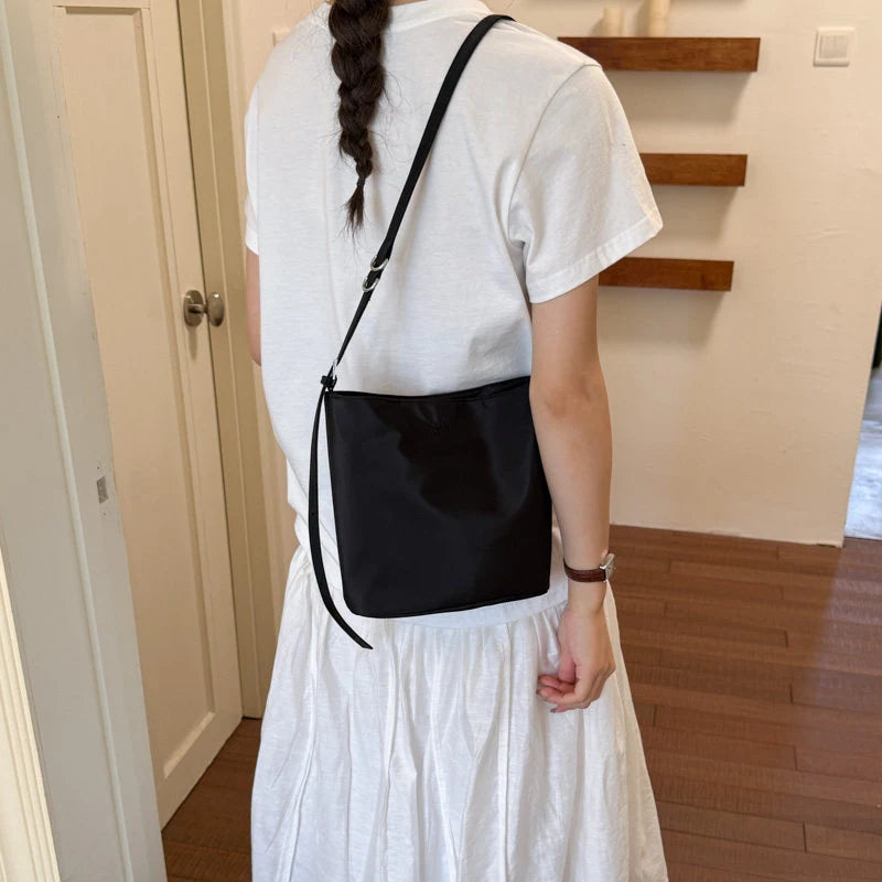 Korean Minimalist Nylon Bucket Bag – Women's Crossbody Purse Bucket Crossbody Bag Nixie