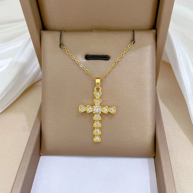 Women's Gold Cross Pendant Necklace – Stainless Steel Choker Pendant Necklace Nixie
