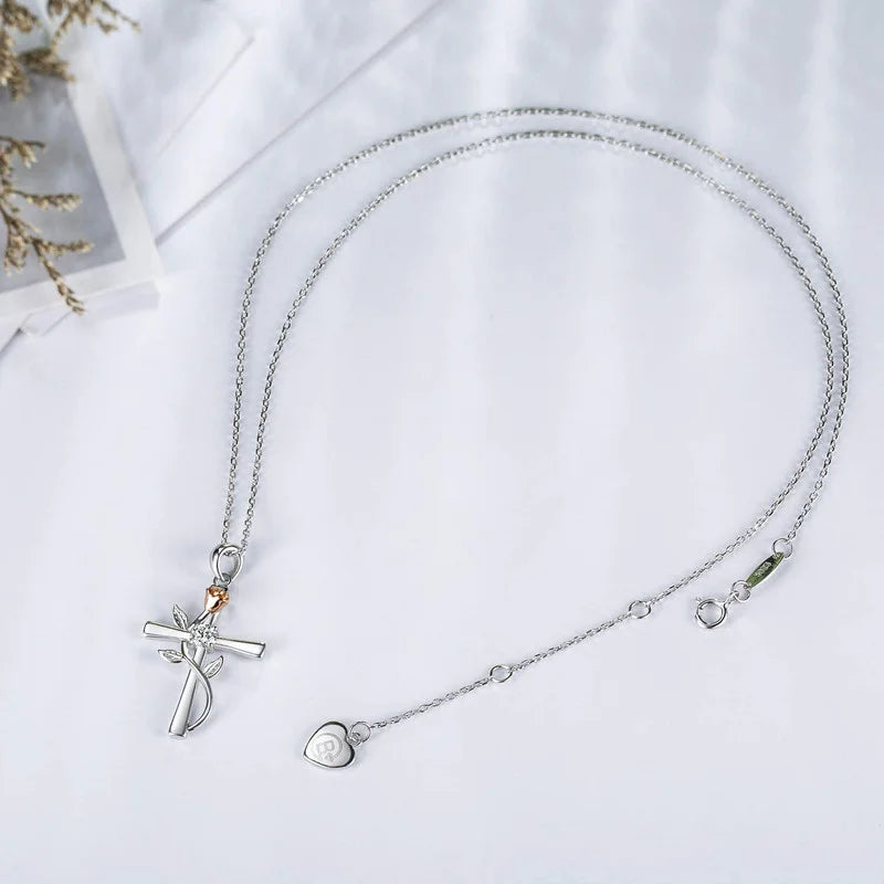 Women's Silver-Plated Flower Love Symbol Pendant Necklace Pendant Necklace Nixie