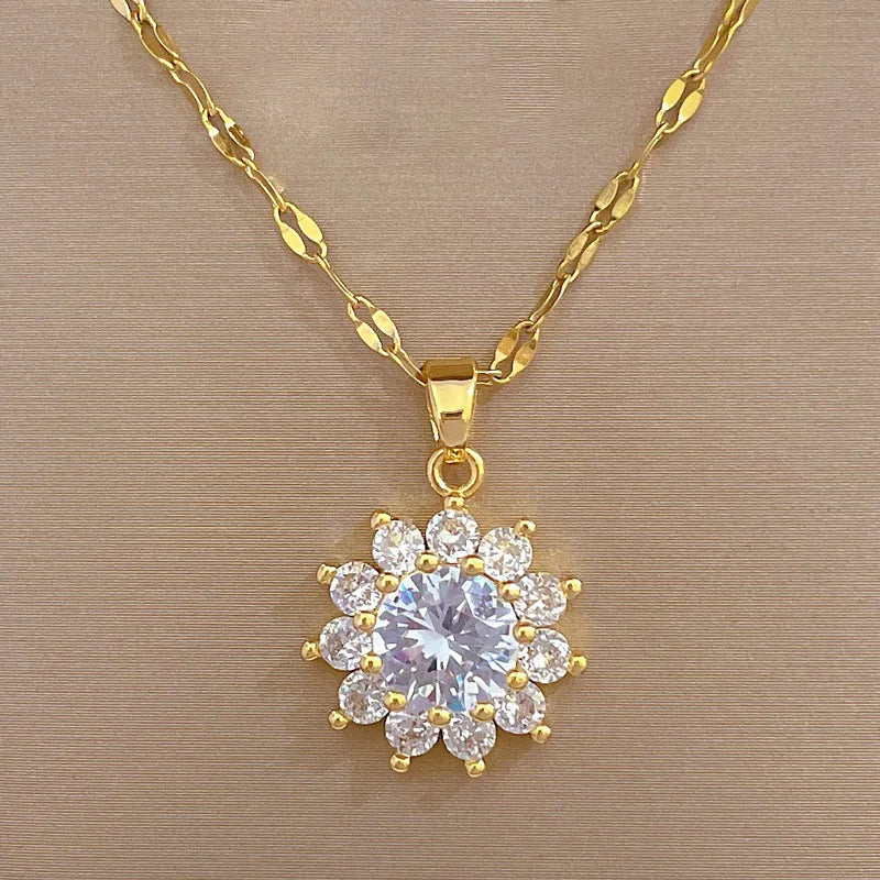 Flower Pendant Choker Necklace – Gold Stainless Steel Women