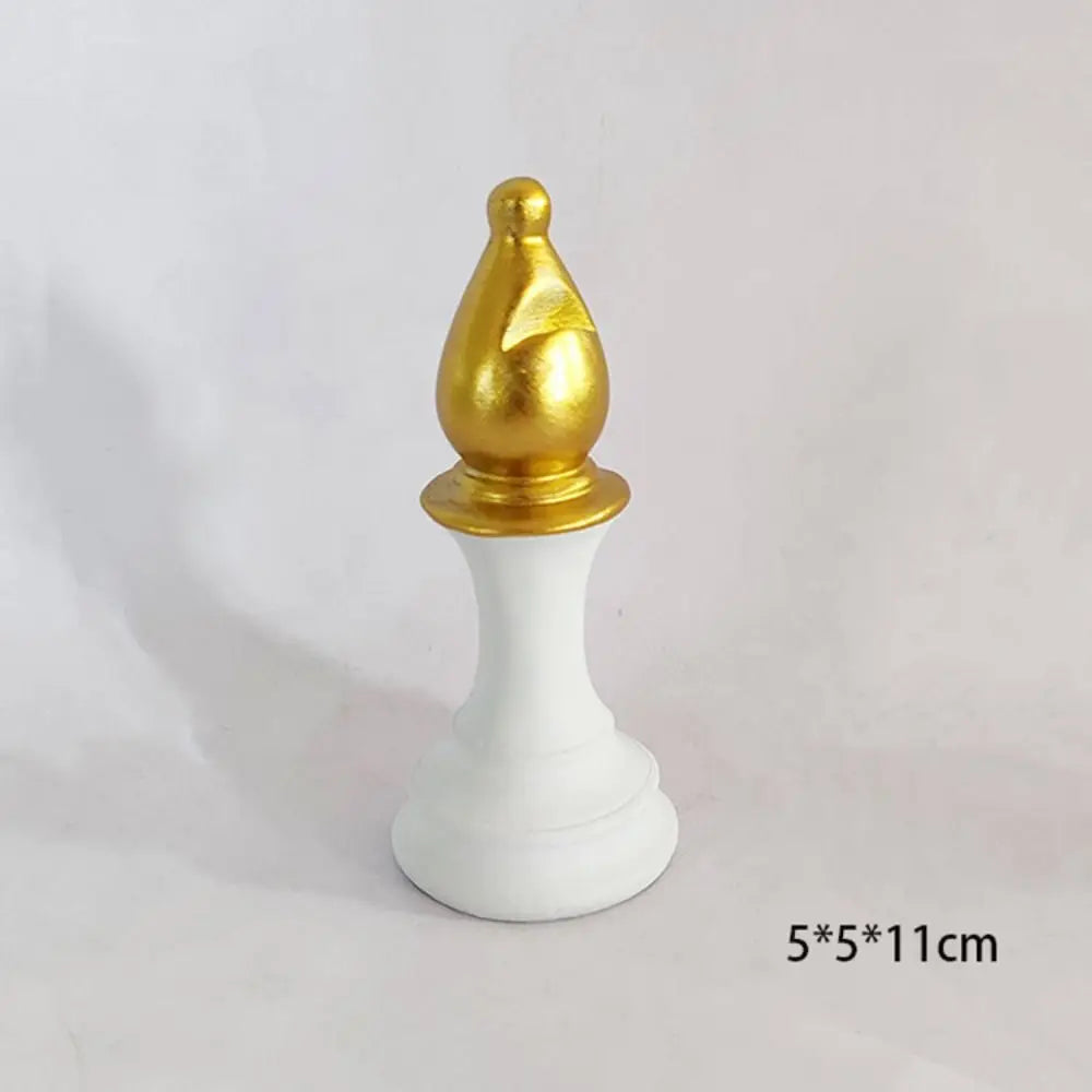 Resin Chess King Ornament Black & White Statue Home Decor Decorative Figurine Nixie