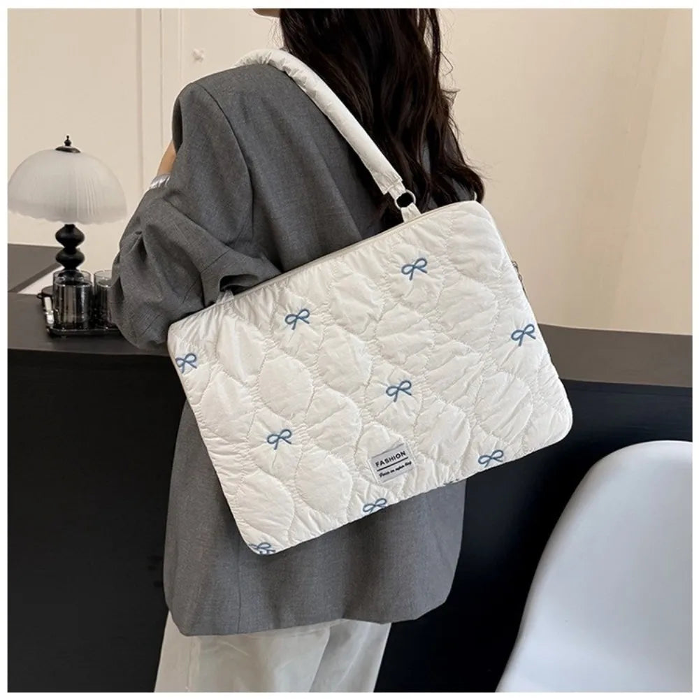 Bowknot Quilted Laptop Sleeve 13–15.6" Padded Shoulder Bag Laptop Shoulder Bag Nixie