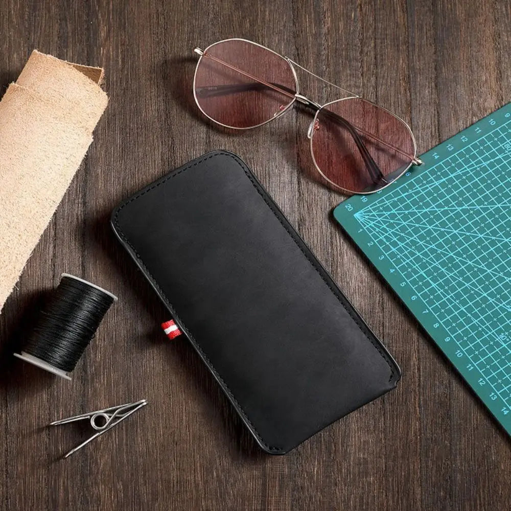 PU Leather Glasses Pouch with Velvet Lining – Unisex Eyeglasses Case Nixie