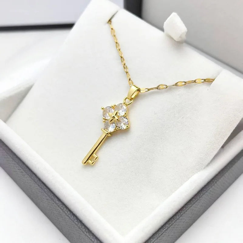 Key Copper Pendant Rhinestone Necklace | Steel Clavicle Chain Pendant Necklace Nixie XL1997-31