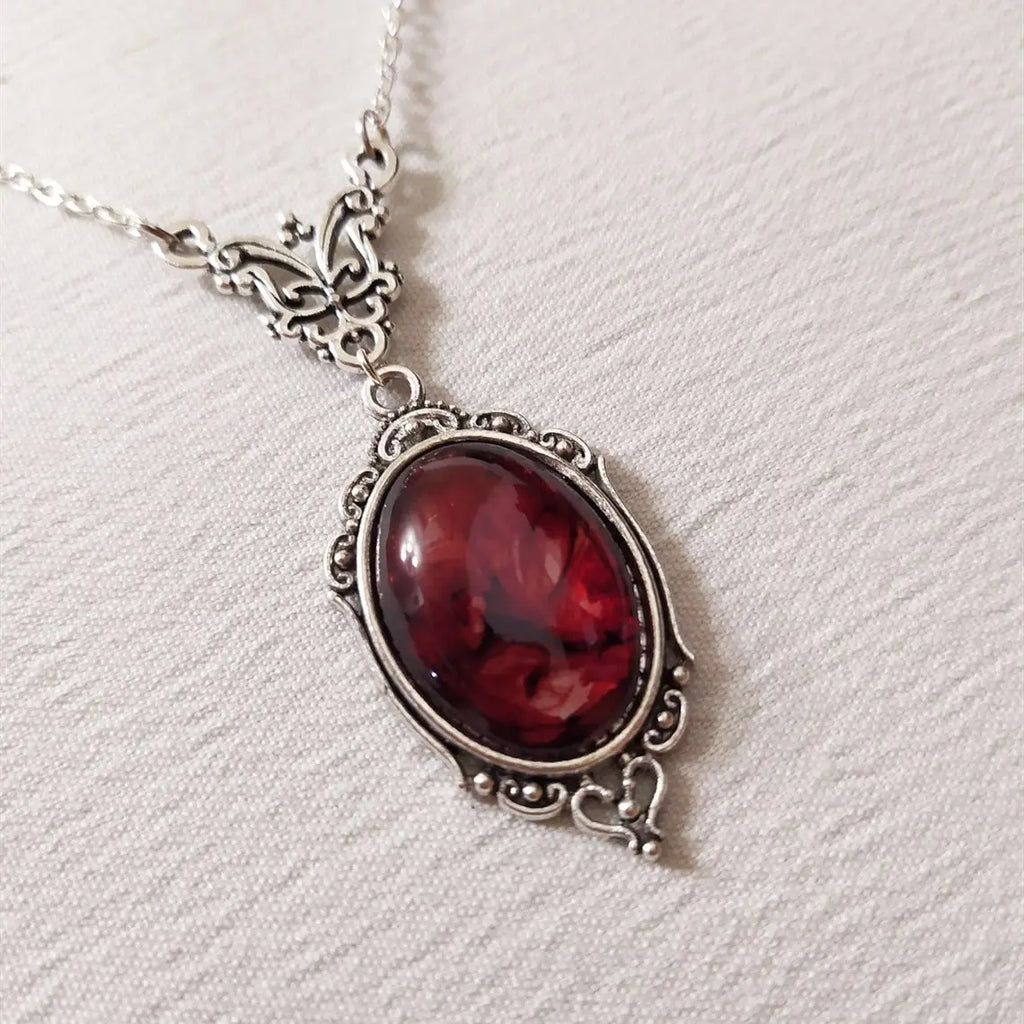 Vintage Oval Embossed Crystal Glass Pendant Necklace Pendant Necklace Nixie