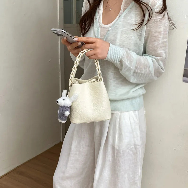 Woven Bucket Crossbody Shoulder Bag – Chic Commuter Handbag