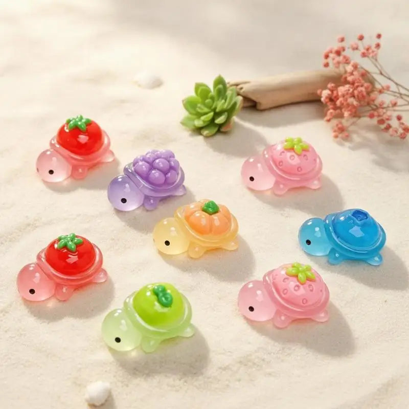50Pcs Glow in Dark Cartoon Turtle Resin Figurines Mini Decor Resin Mini Figurines Nixie