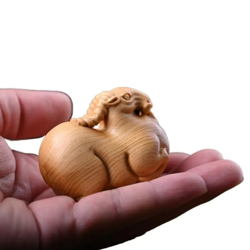 Hand-Carved Thuja Wood Zodiac Sheep Figurine Desk Ornament Wood Carving Figurine Nixie