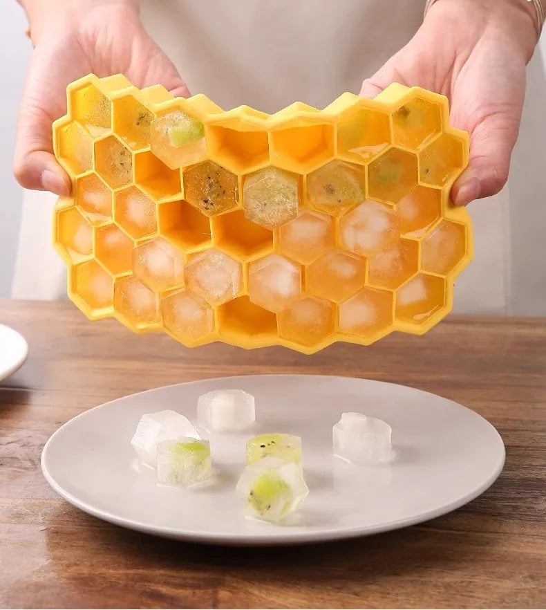 Silicone Ice Cube Tray 37-Cube BPA Free with Lid | Food Grade Silicone Ice Tray Nixie